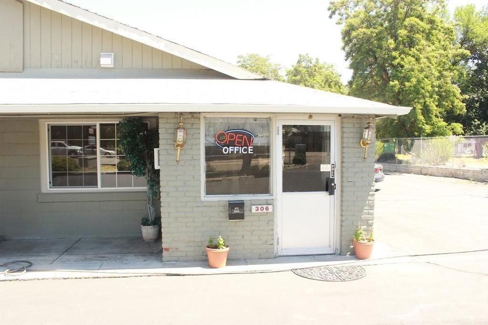 Economy Inn Crossville Dış mekan fotoğraf