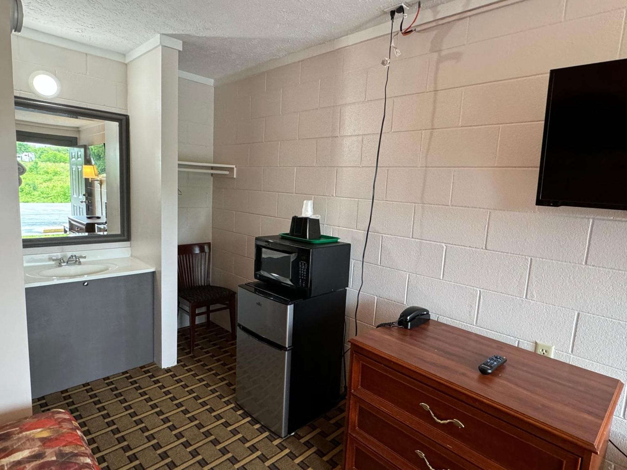 Economy Inn Crossville Dış mekan fotoğraf