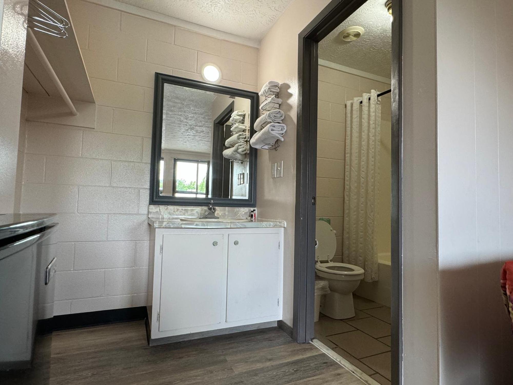 Economy Inn Crossville Dış mekan fotoğraf